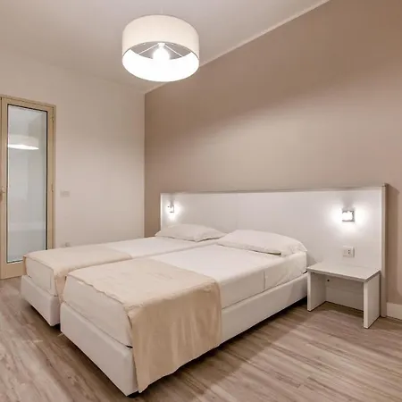 Gandhi Apartment Gallipoli